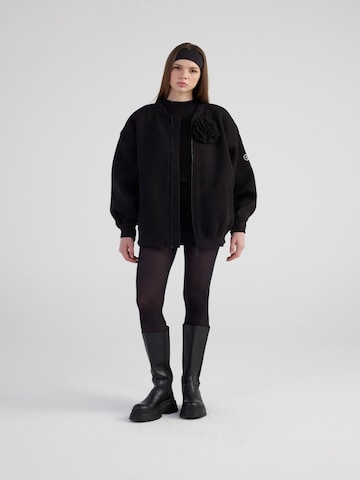 HOLLY LOLLY Between-season jacket in Black