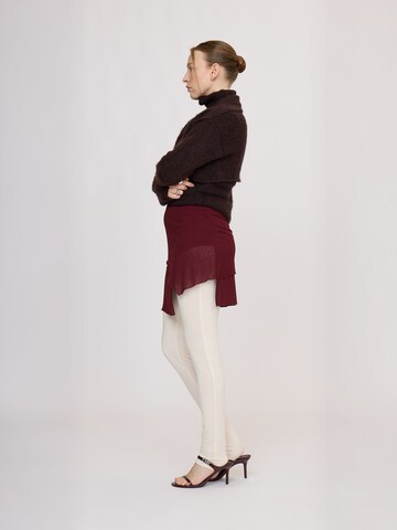 Résumé Skirt ' OceanRS ' in Red: side