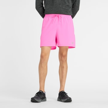 Regular Pantalon de sport 'Sport Essential Short 5"' new balance en rose : devant