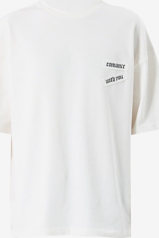 VAMOS CLO Μπλουζάκι σε λευκό: μπροστά