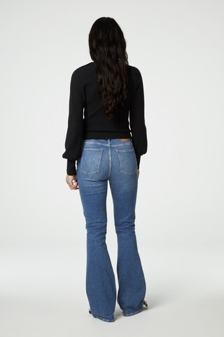 Fabienne Chapot Flared Jeans in Blau