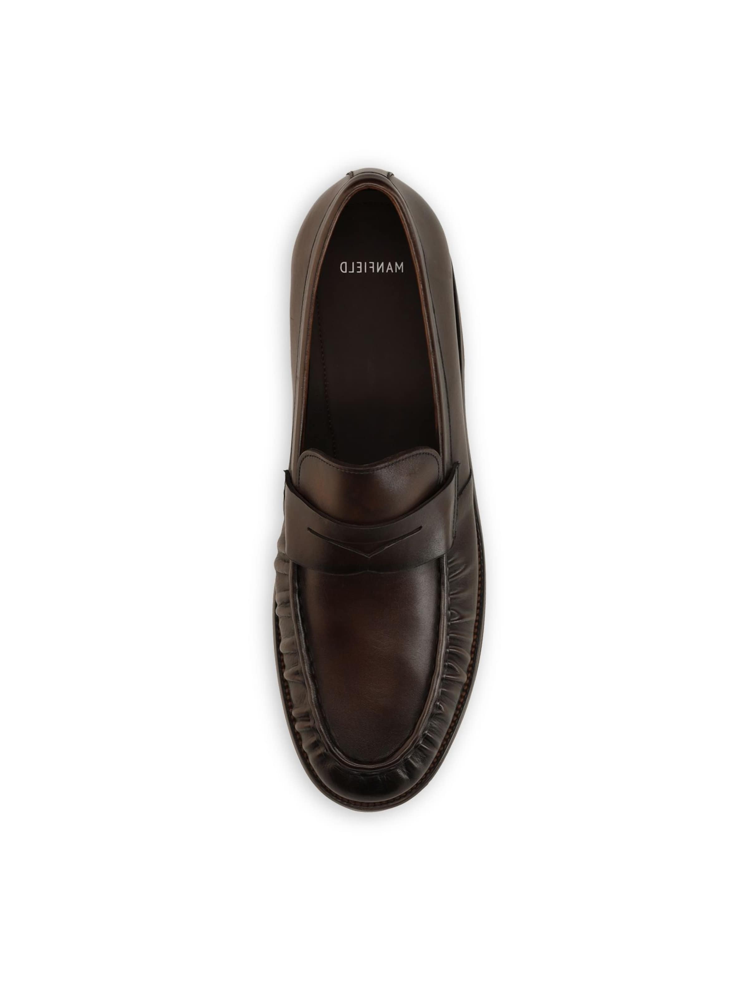 MANFIELD Classic Flats in Brown