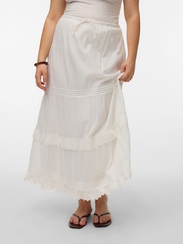 Vero Moda Curve Rock 'VMCSandy in Weiß: Vorderseite