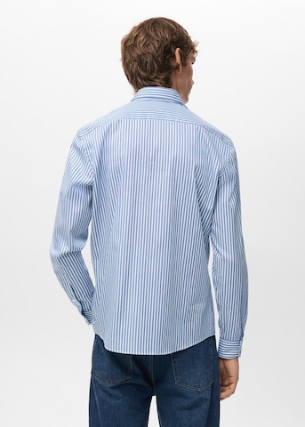 MANGO MAN Regular fit Button Up Shirt 'Playr' in Blue