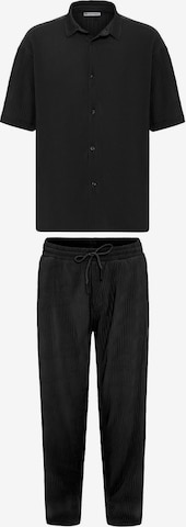 Dandalo Oloasu värissä musta: etupuoli