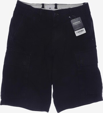 H&M Shorts in 28 in Black: front