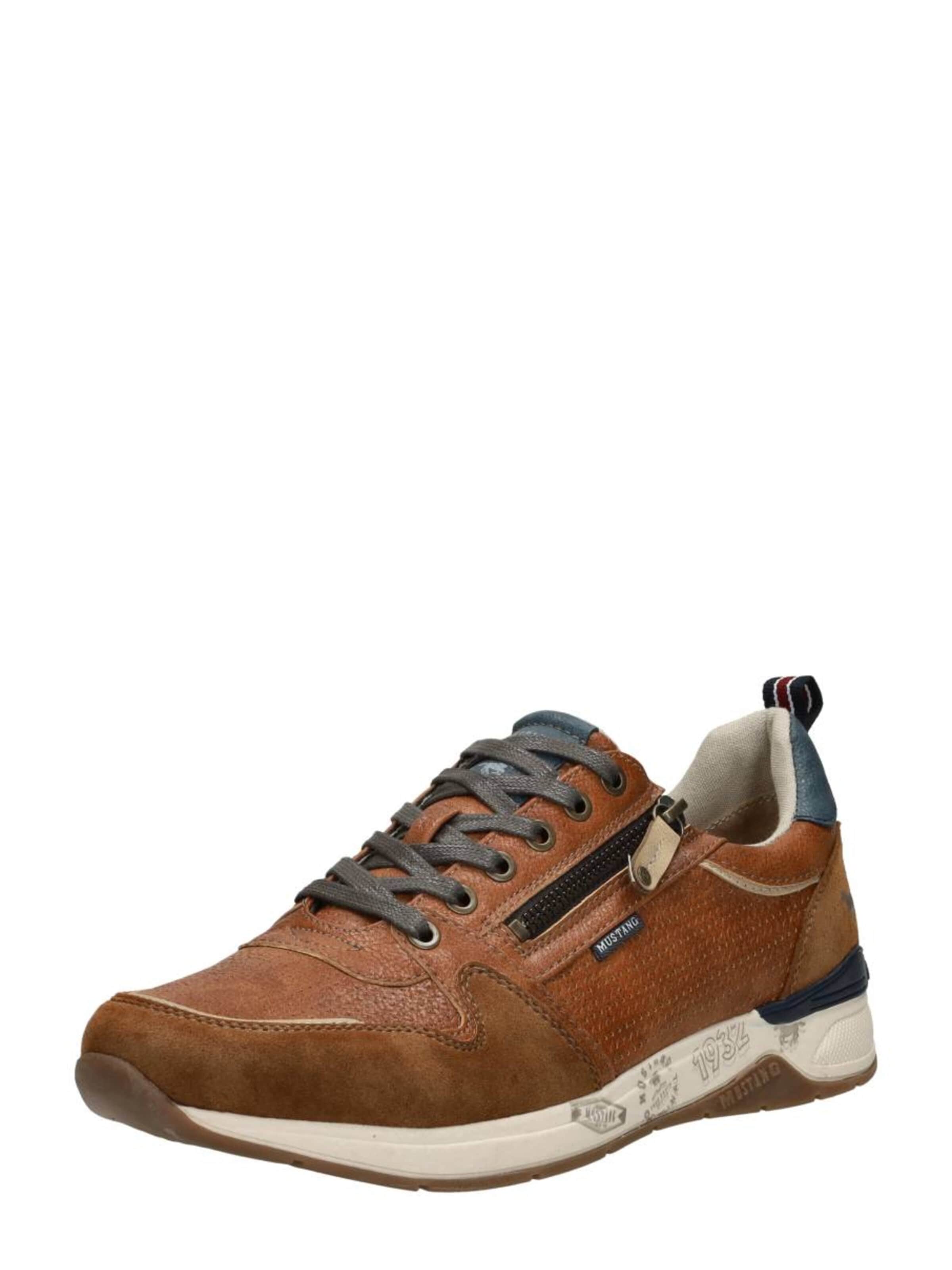 Baskets basses 'Sneakers Laag' MUSTANG en marron