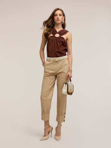 MOTIVI - Top en marrón