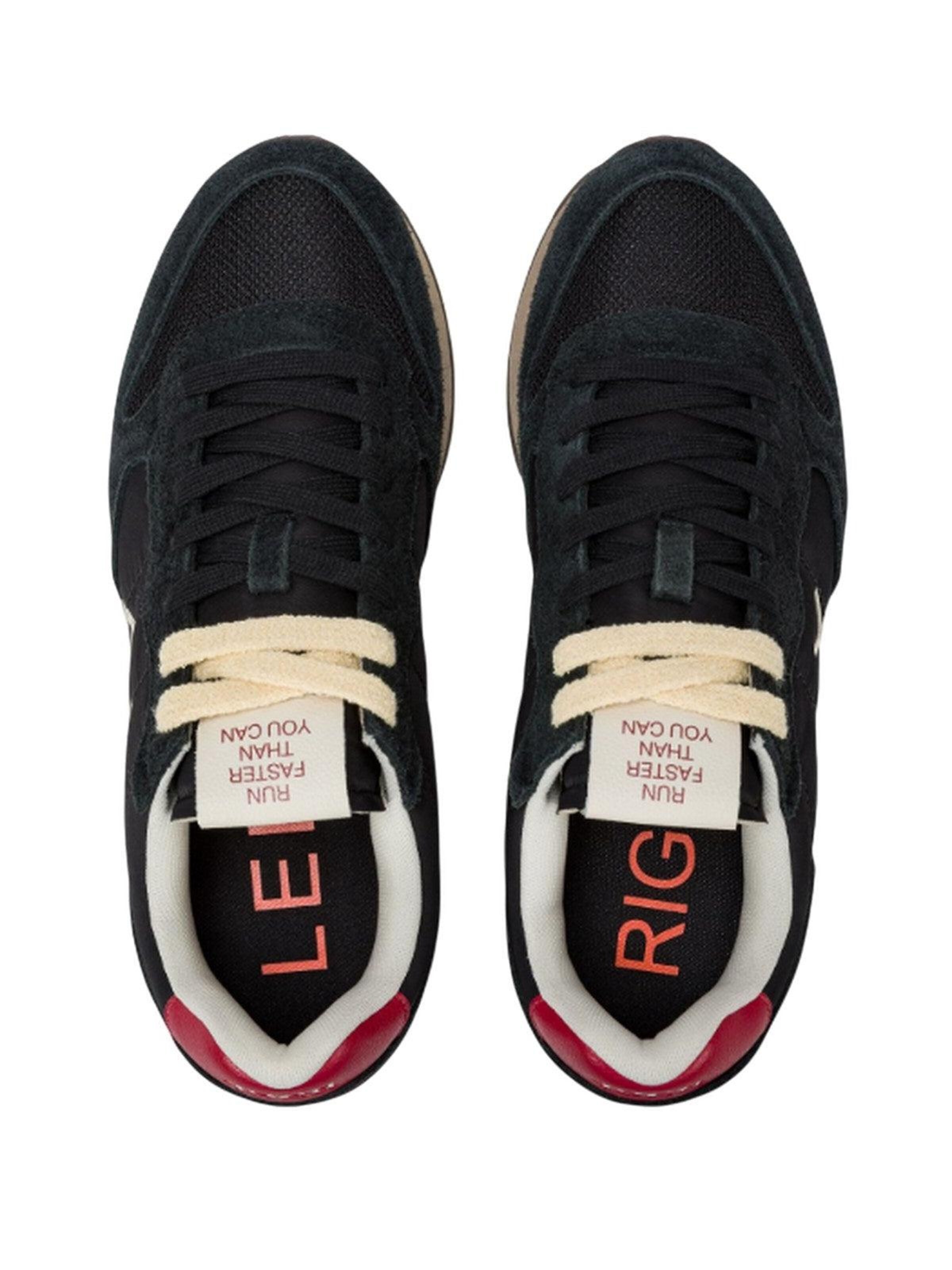 Scarpa stringata di SUN68 in nero