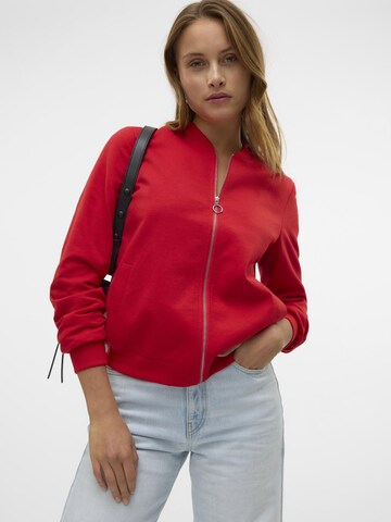 VERO MODA Tussenjas 'HARUKI' in Rood