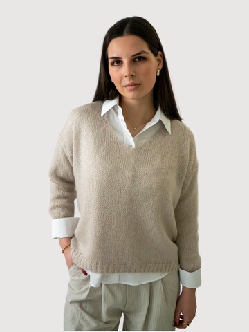 WEARABLE STORIES Pullover in Beige: Vorderseite