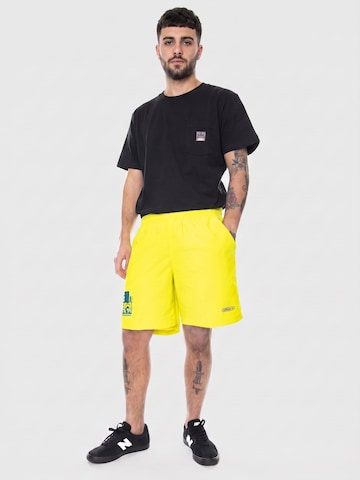 ADIDAS Baggy Bukser 'Mens Woven Shorts' i gul
