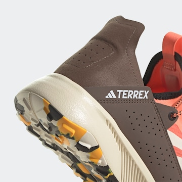 ADIDAS TERREX Lage schoen 'Voyager 21' in Oranje