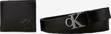 Calvin Klein Kukkaro värissä musta: etupuoli