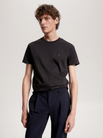 T-Shirt TOMMY HILFIGER en noir : devant