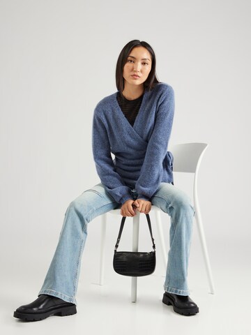 Pullover 'Udele' di mbym in blu