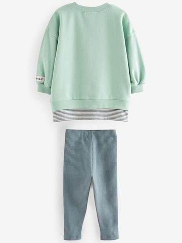 Next - Conjunto en verde