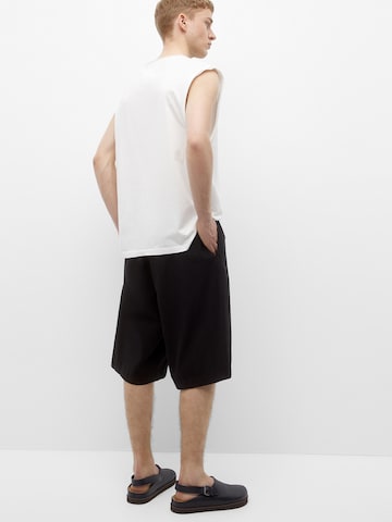 Pull&Bear Regular Shorts in Schwarz