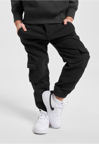 Urban Classics Zúžený Kalhoty – černá