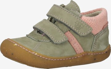 Pepino First-Step Shoes in Green: front