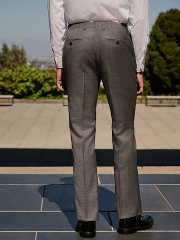 Next Regular Pantalon in Grijs