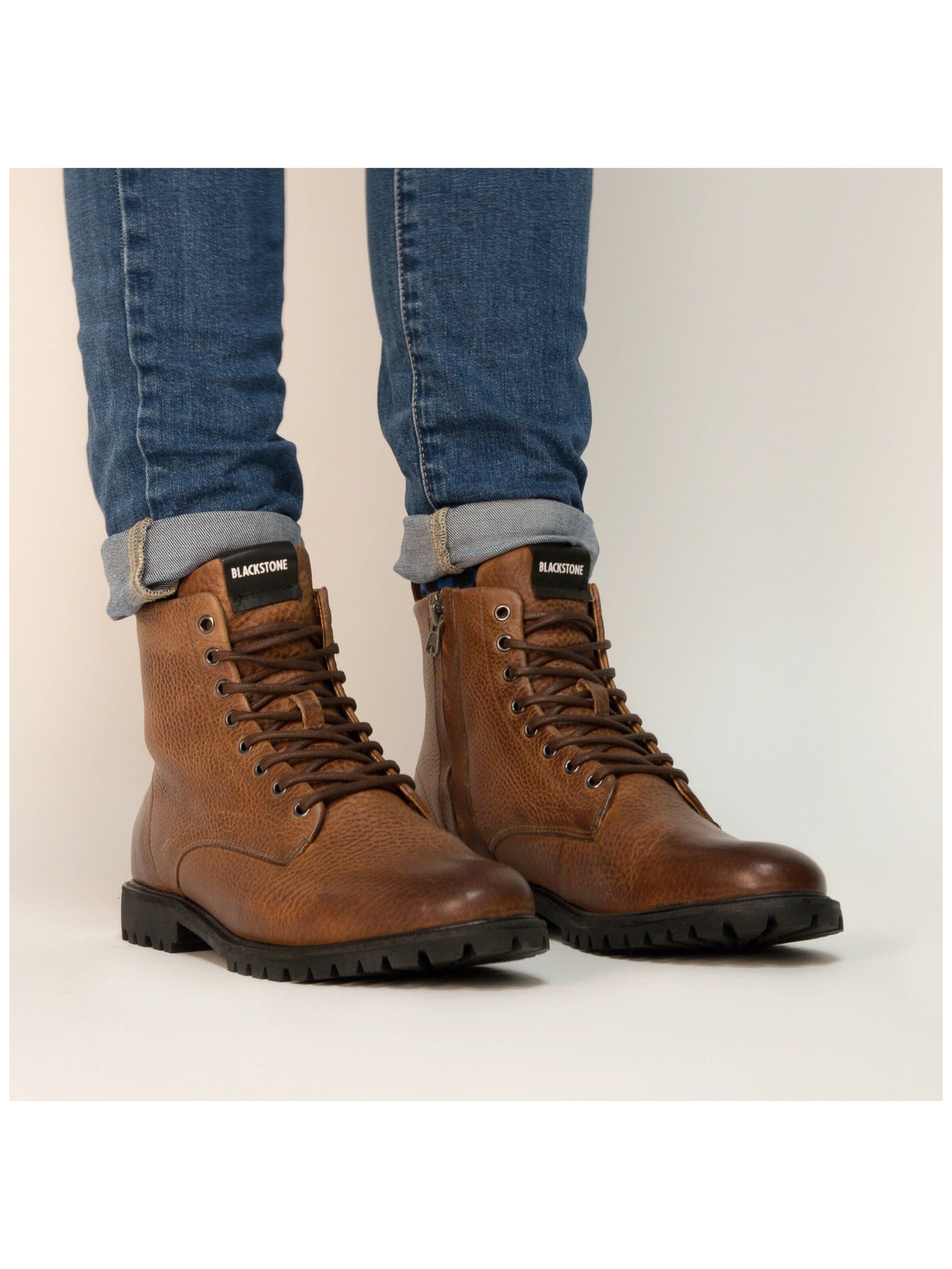 BLACKSTONE Boots med snörning 'JAXON' i brun