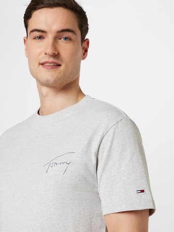 Tommy Jeans T-shirt i grå