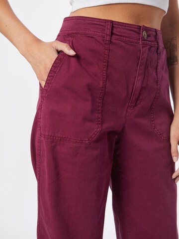 GAP Loosefit Hose in Rot