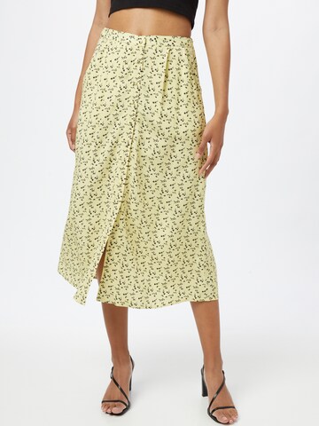 NU-IN Skirt in Yellow: front