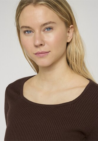 Urban Classics Pullover in Braun