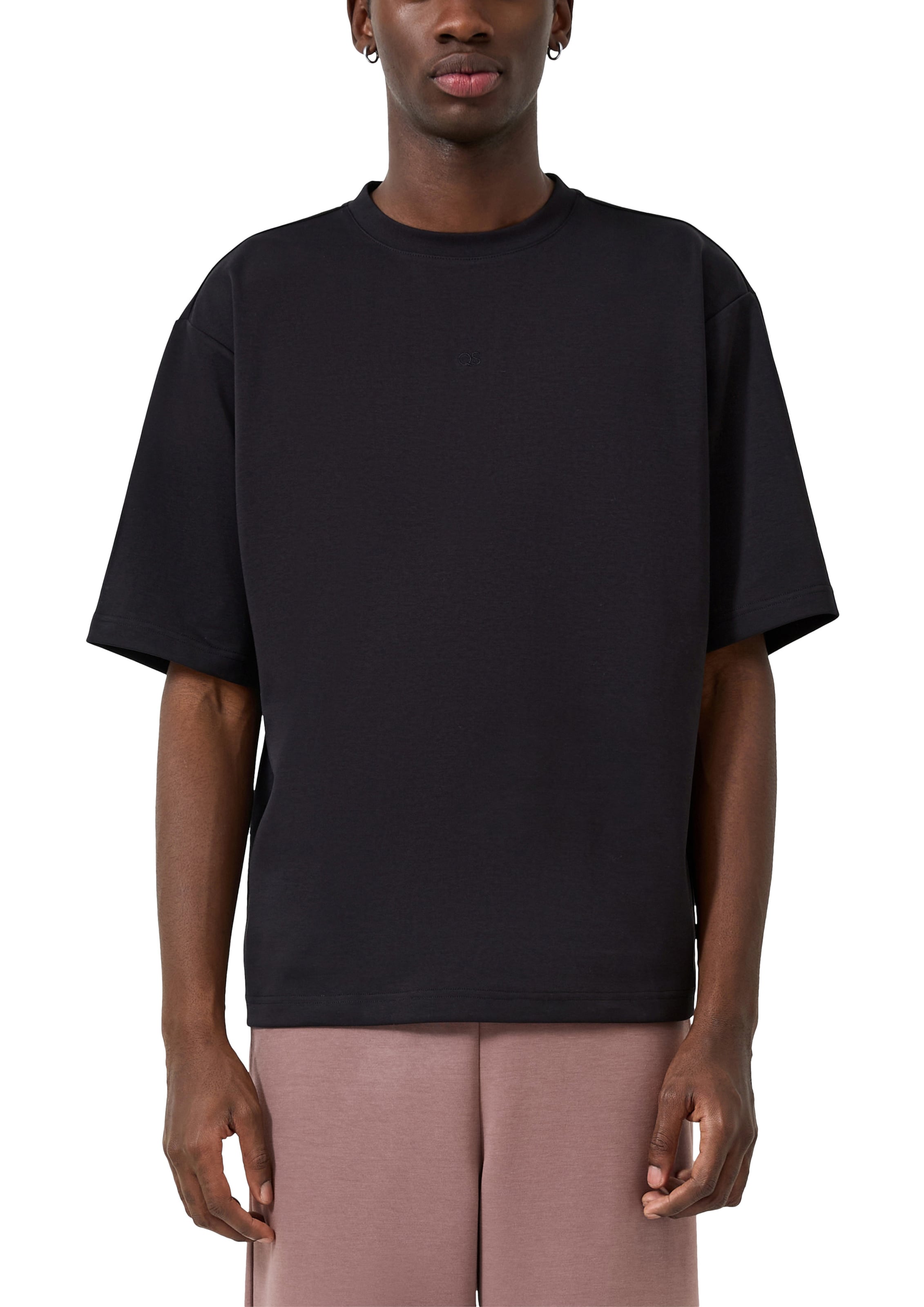 QS Shirt in Black: front