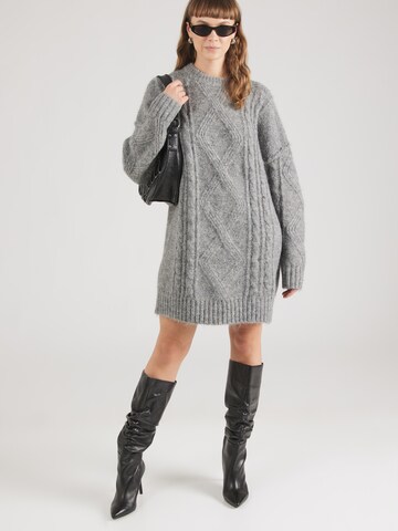 TOPSHOP Платье в Серый