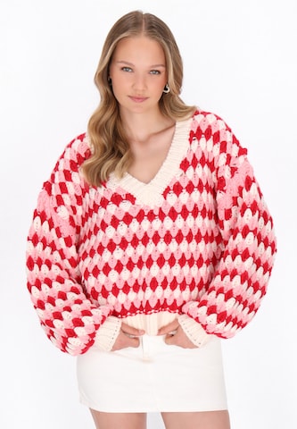 Pulovere dimensiuni mari 'Young Fashion' de la MYMO pe roșu: față