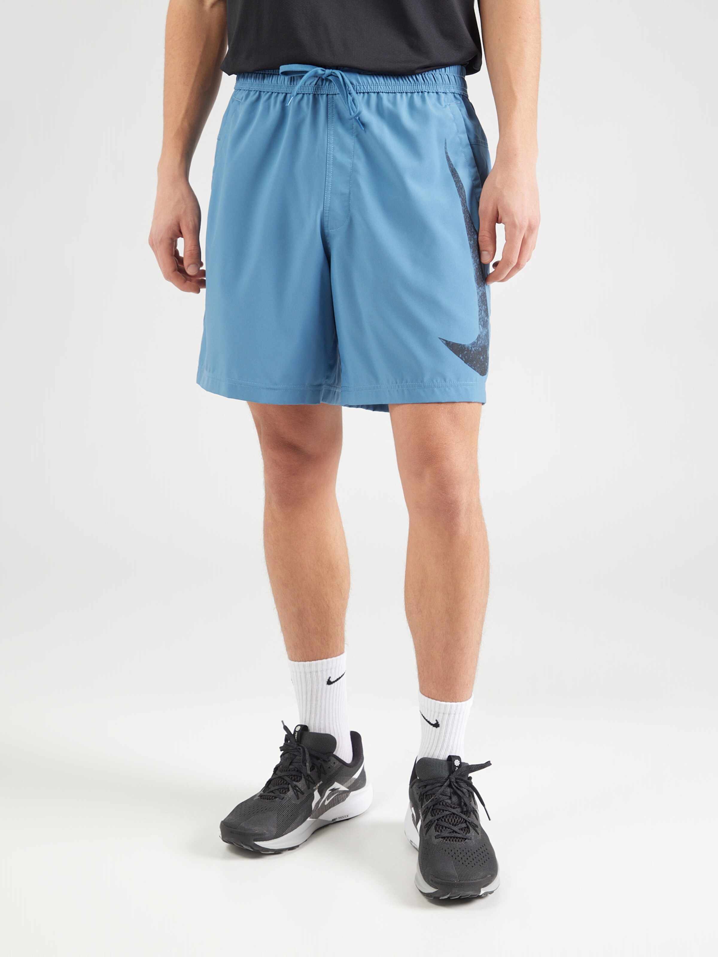 loose fit nike shorts