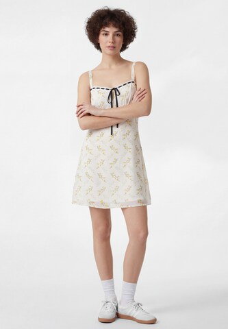 MYMO - Vestido em branco