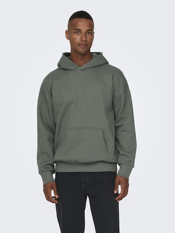 Only & Sons Slim fit Sweatshirt 'Dan' in Green: front