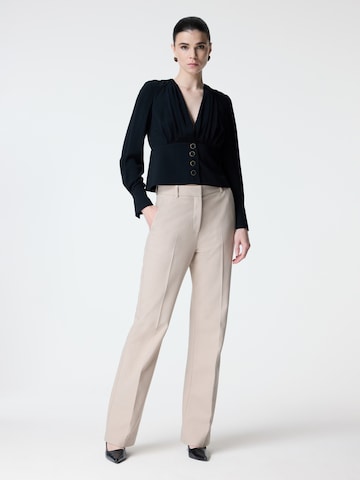 adl Blouse in Zwart