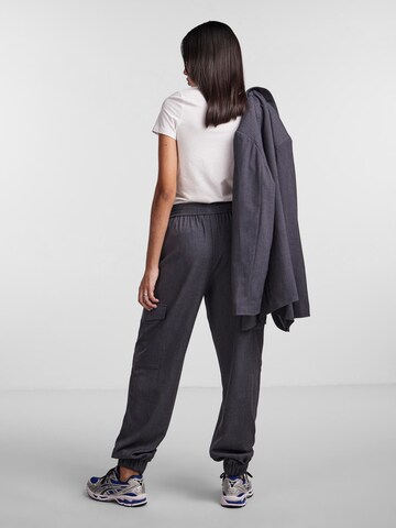 PIECES Loose fit Cargo Pants 'Lusia' in Grey