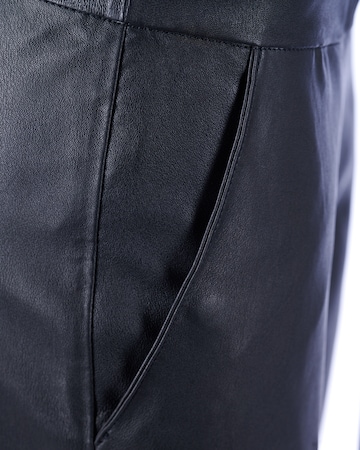 Maze Slim fit Trousers ' 4202138 ' in Black