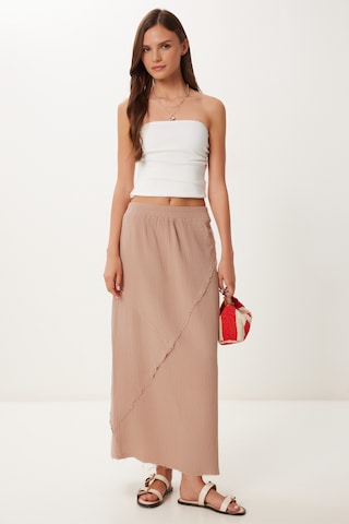 Gonna di Happiness İstanbul in rosa