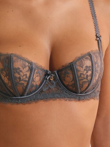 Balconnet Soutien-gorge 'Mascarade' ETAM en gris