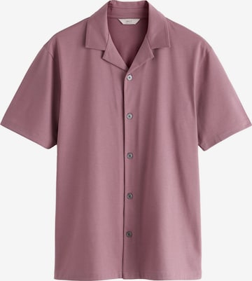 Next Triiksärk, värv punane: eest vaates