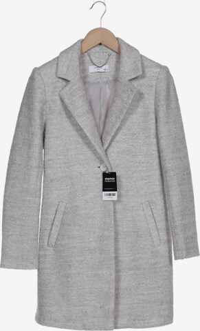 Reserved Jacket & Coat in XS in Grey: front