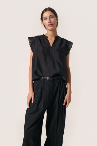 SOAKED IN LUXURY Bluse in Schwarz: Vorderseite