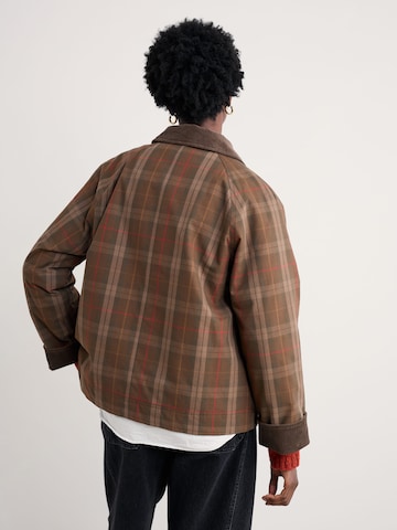 Seasalt Cornwall Välikausitakki ' Harbour Town' ' värissä ruskea