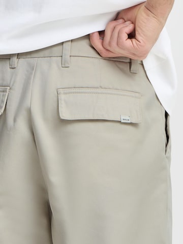 !Solid Regular Chinohose 'SDAlann' in Beige