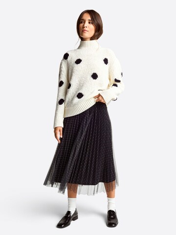 Rich & Royal Pullover in Weiß