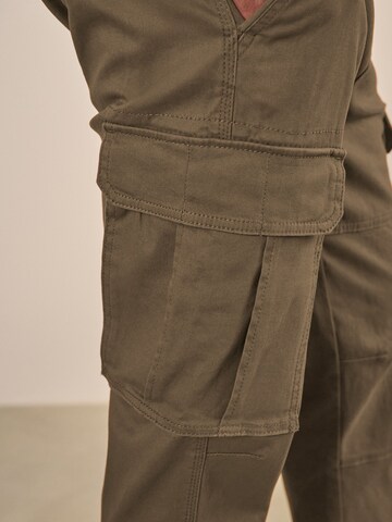 Next Slimfit Cargobroek in Beige