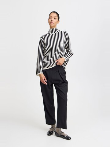 Pull-over 'BYOTARI' b.young en noir
