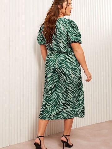 Abito di Friends Like These in verde